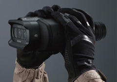 Sony представила первый в мире бинокль с возможностью съемки 3D-видео